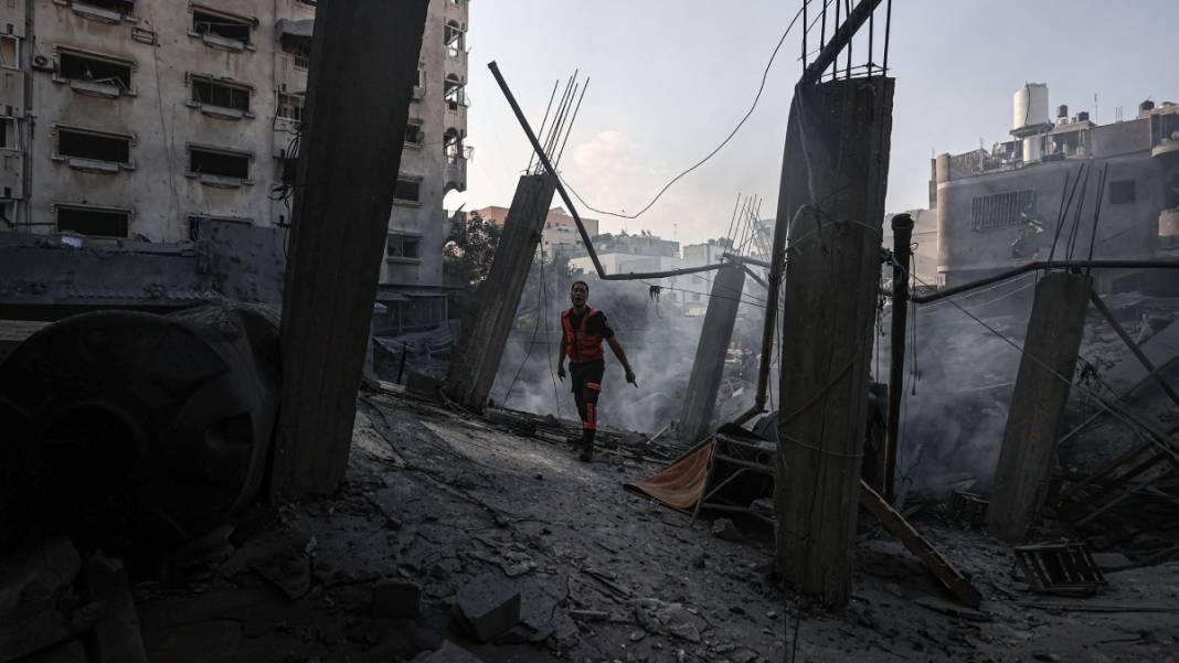 İsrail saldırılarına devam ediyor: Gazze'den acı görüntüler... 9